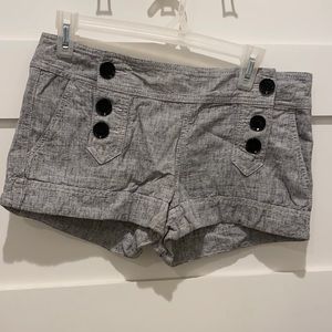Linen Express shorts